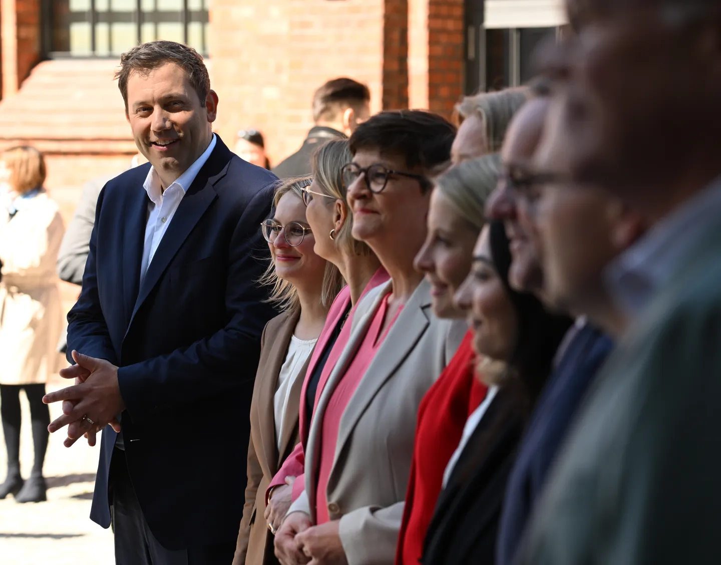 Ein klarer Chef und viele neue Namen: Das SPD-Kabinett
